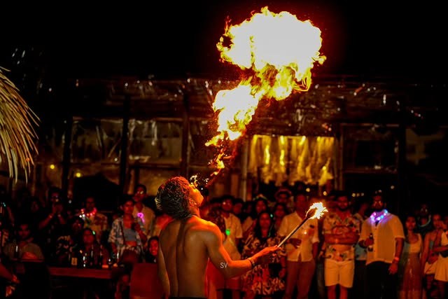 Live fire performance photography by Savio Visuals